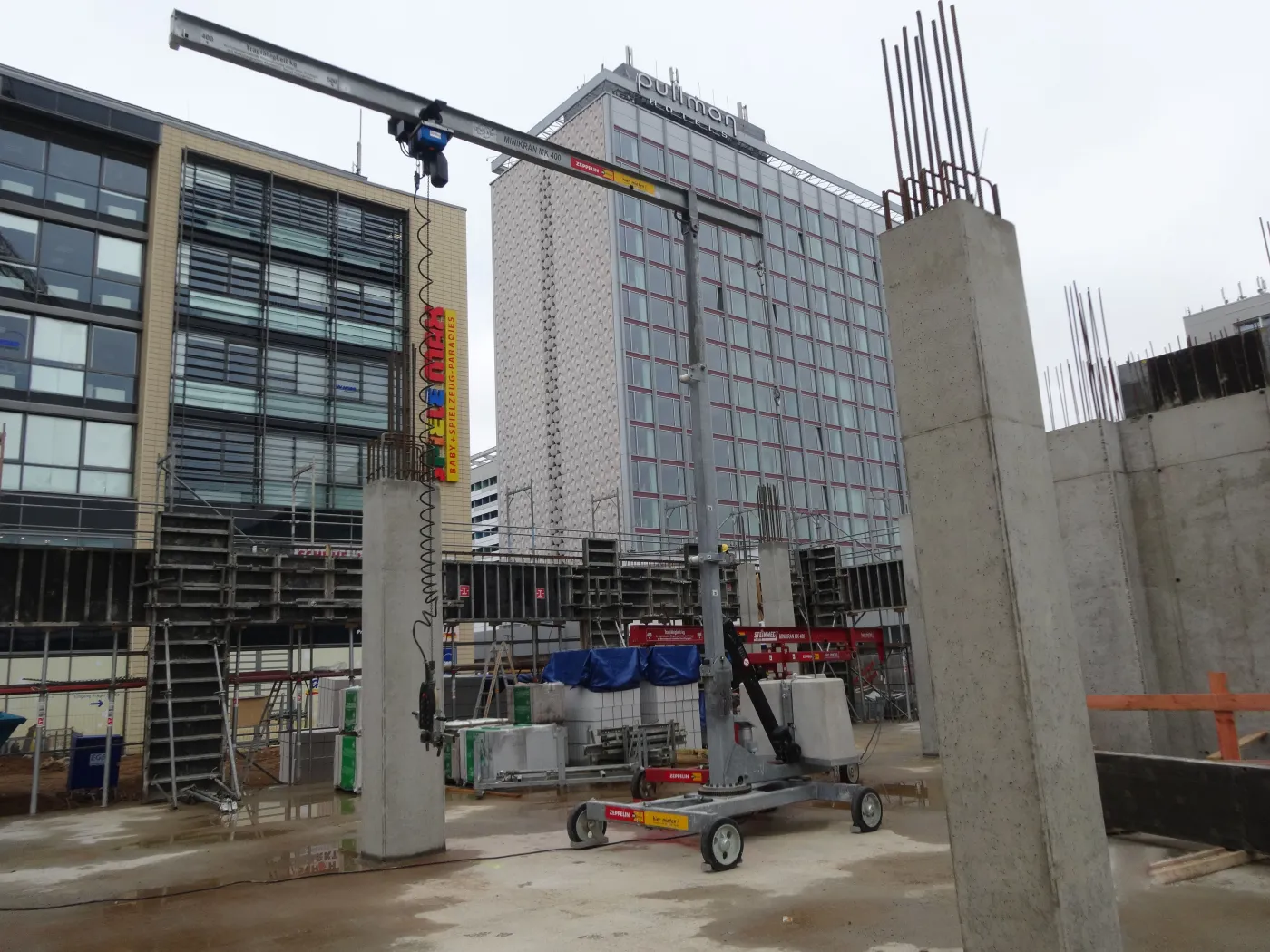 ZRD_FT_PragerCarree 1.Bild