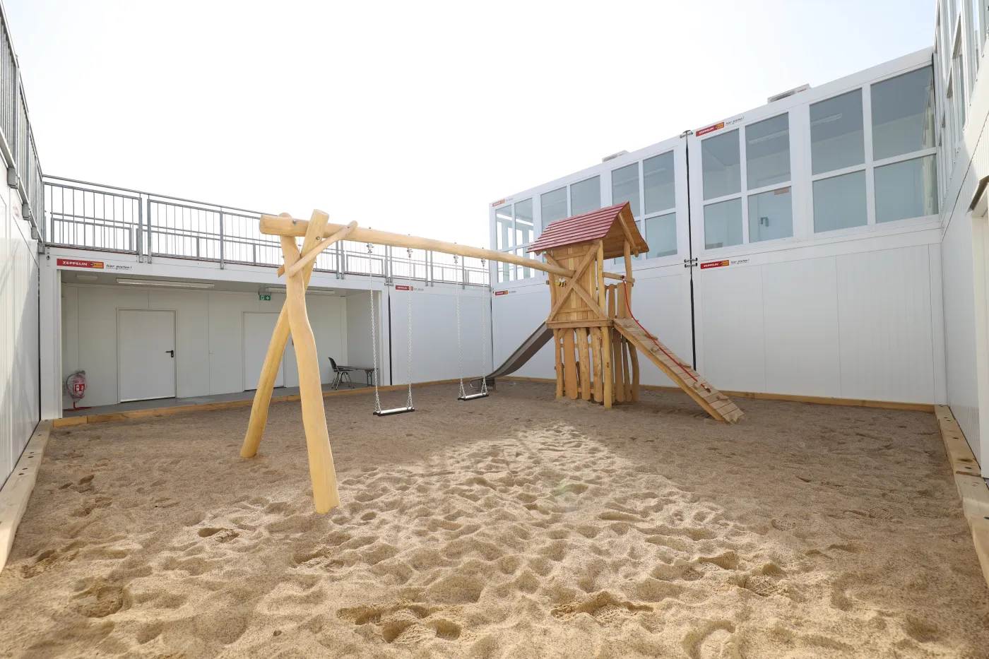 43T-DJUG6-3904A_Sandkastenanlage