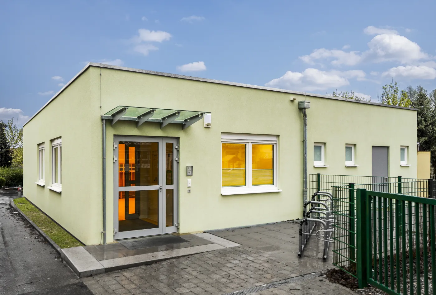 Kita Modulgebäude Außenfassade