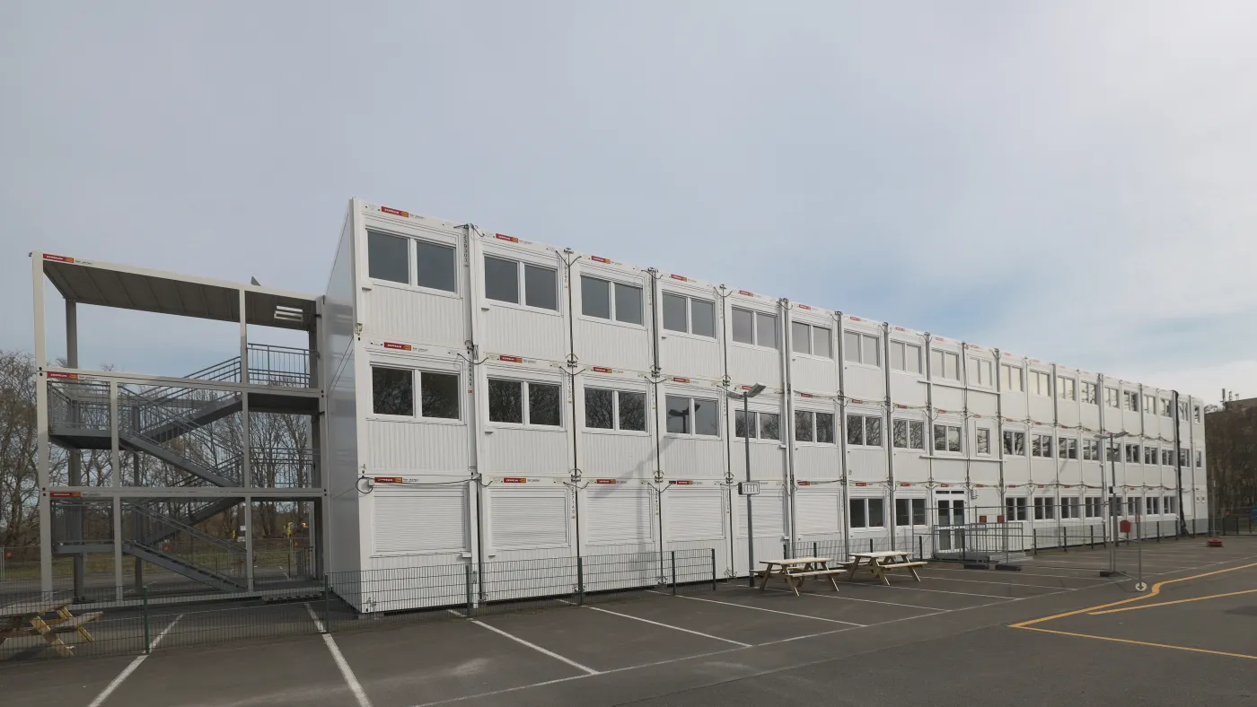 Willkommensschule Frontalansicht