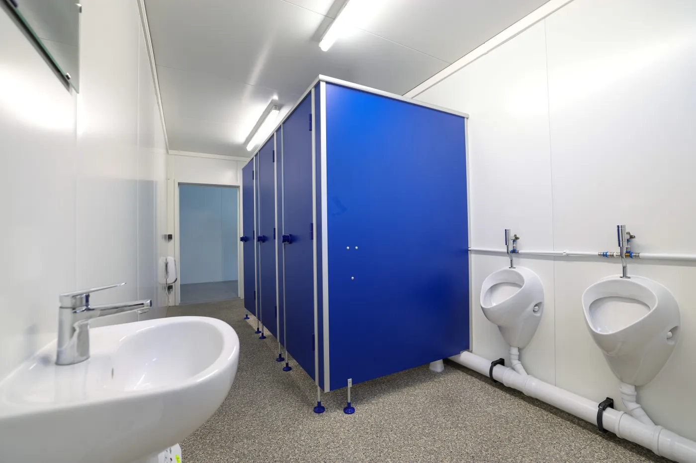 Sanitärbereich-Modulanlage-Container-Büro-Verwaltungszentrum-Berlin-Tegel