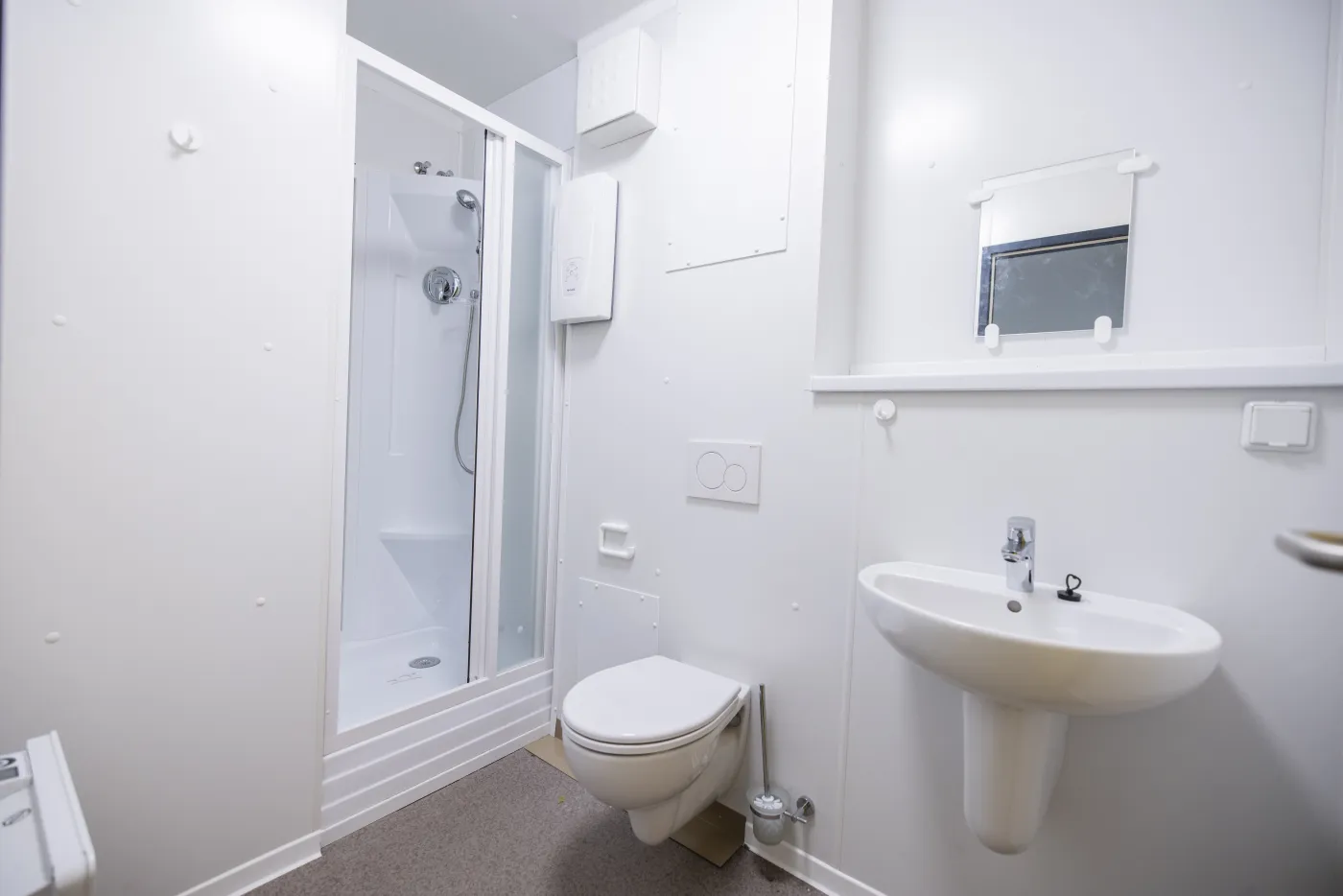 raumsysteme-sanitäranlage-dusche