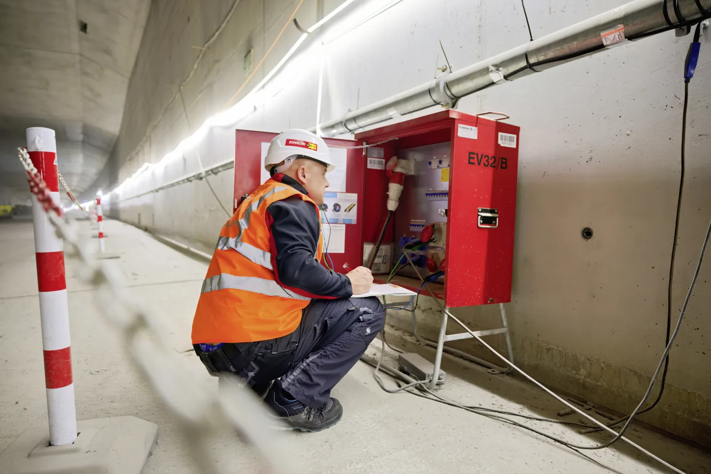 Elektro-Baustelleneinrichtung-Stromverteiler-Tunnelbau-A81