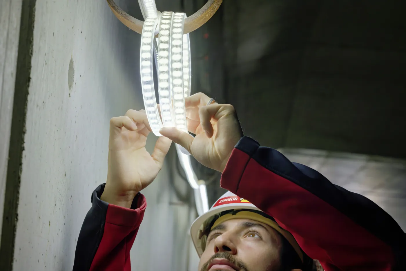 Elektro-Baustelleneinrichtung-Baubeleuchtung-Lichtbänder-Tunnelbau-A81