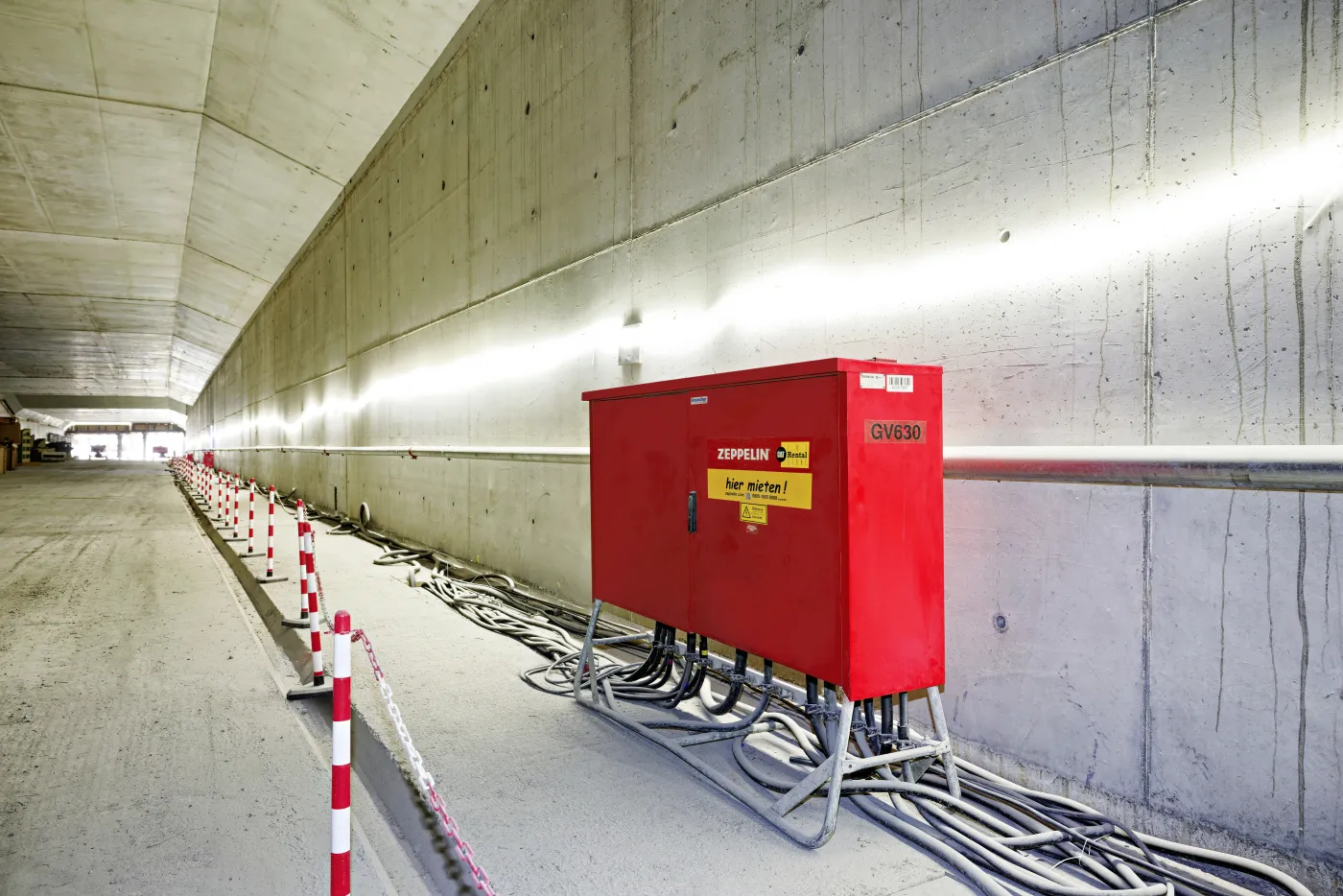 Elektro-Baustelleneinrichtung-Gruppenverteiler-Tunnelbau-A81